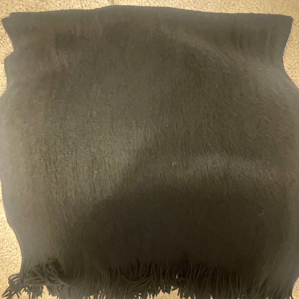 H&M Black Textured Throw Blanket